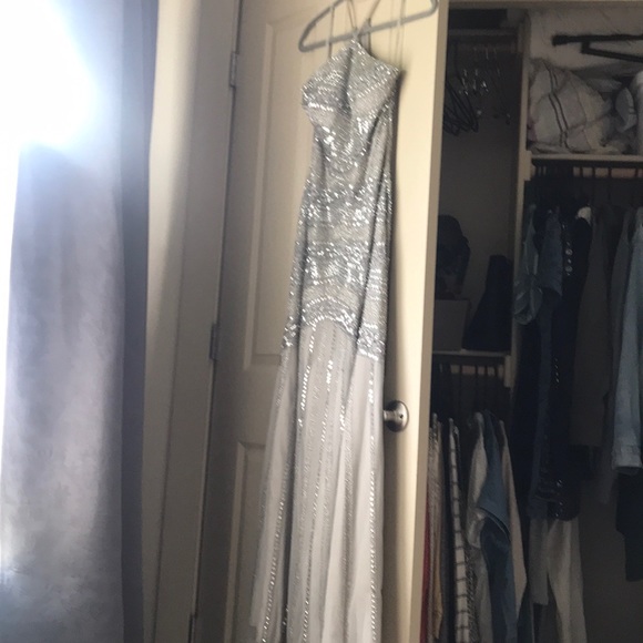 Prom dress/ bridesmaid dress - Picture 7 of 8